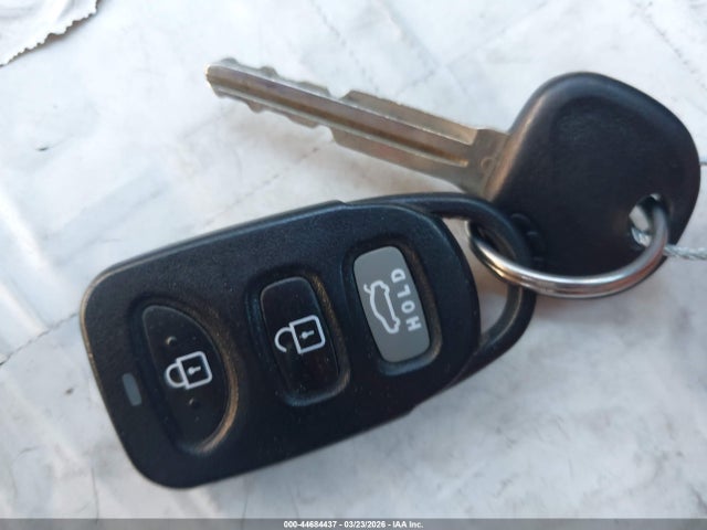 5NPD84LF0JH291668 Hyundai ELANTRA SEL