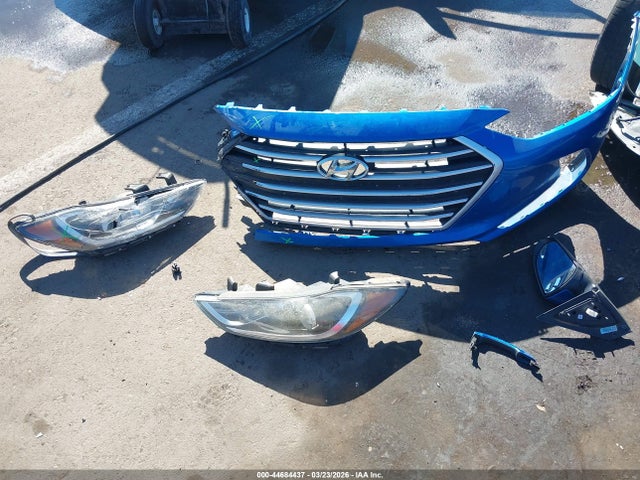 5NPD84LF0JH291668 Hyundai ELANTRA SEL