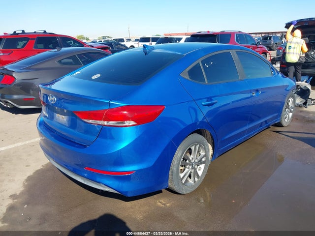 5NPD84LF0JH291668 Hyundai ELANTRA SEL