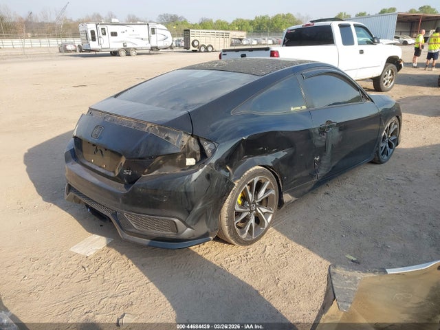 2017 Honda Civic Si მანქანა იყიდება აუქციონზე, vin: 2HGFC3A57HH755071, აუქციონის ნომერი: 44684439