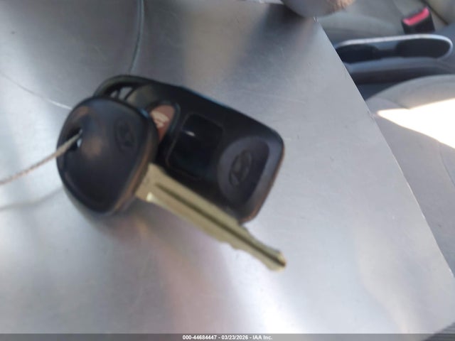 5NPD74LF4HH066666 Hyundai ELANTRA SE