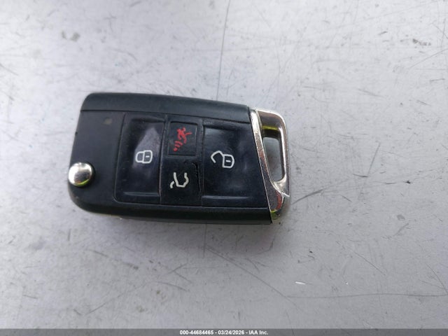 3VWCA7AU2FM513953 Volkswagen Golf Sportwagen Tdi Se 4-door