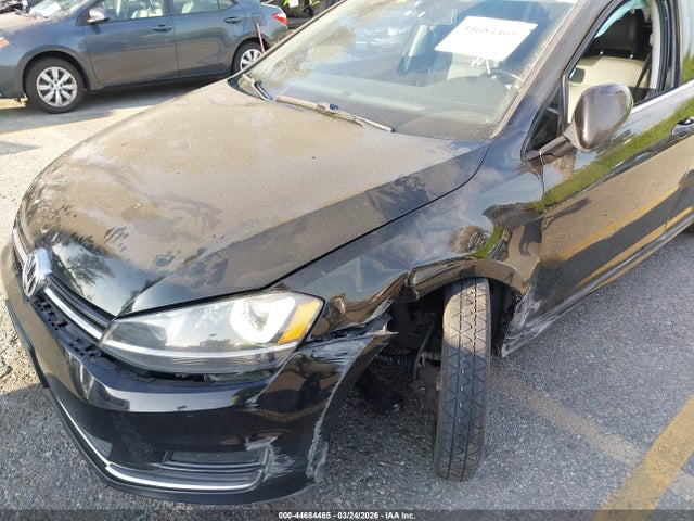 3VWCA7AU2FM513953 Volkswagen Golf Sportwagen Tdi Se 4-door
