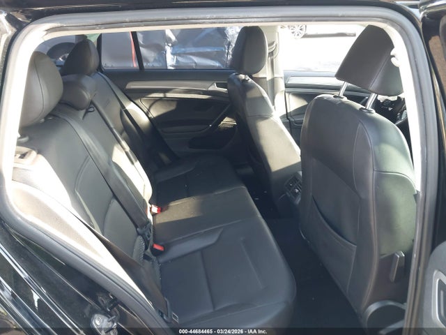 3VWCA7AU2FM513953 Volkswagen Golf Sportwagen Tdi Se 4-door
