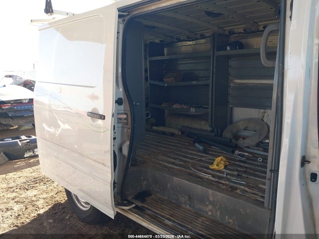 1N6BF0KY5HN805918 Nissan Nv Cargo Nv2500 Hd S V6