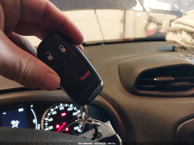 2017 JEEP RENEGADE ZACCJBAH8HPG30252 Photo 10