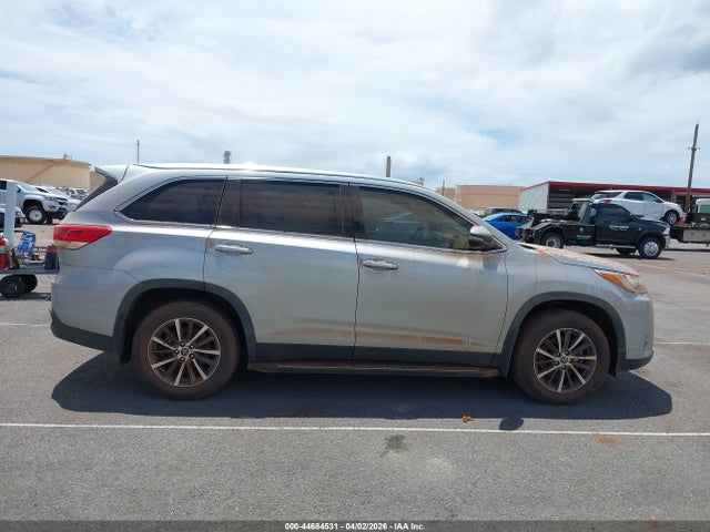 Aukcja sprzedaży 2019 Toyota Highlander Xle, vin: 5TDKZRFH0KS567115, numer aukcji: 44684531