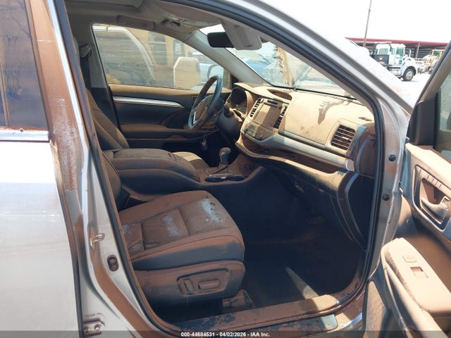 44684531 :رقم المزاد ، 5TDKZRFH0KS567115 vin ، 2019 Toyota Highlander Xle مزاد بيع
