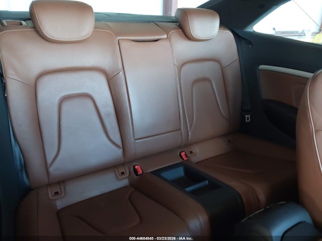 Продаж на аукціоні авто 2011 Audi A5 2.0t Premium, vin: WAULFAFR6BA044943, номер лоту: 44684540