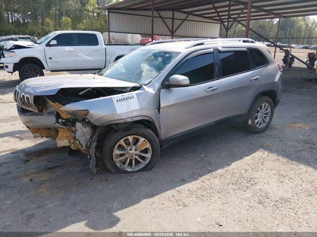 44684565 :رقم المزاد ، 1C4PJLCB0LD585752 vin ، 2020 Jeep Cherokee Latitude Fwd مزاد بيع