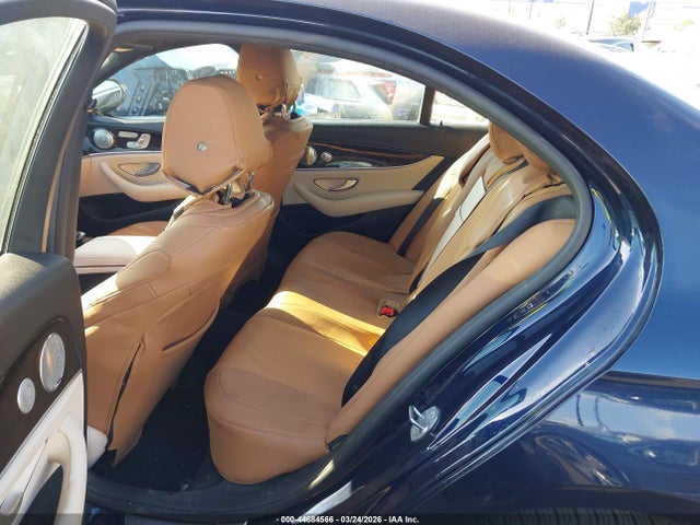 WDDZF4KB1HA279224 Mercedes-Benz E 300 4matic