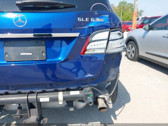 44684569 :رقم المزاد ، 4JGDA7FB4JB111717 vin ، 2018 Mercedes-benz Amg Gle 63 S 4matic مزاد بيع