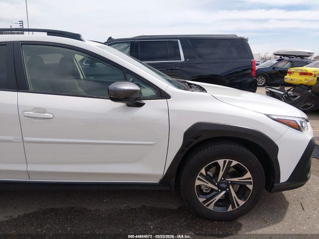 Продаж на аукціоні авто 2024 Subaru Crosstrek Premium, vin: JF2GUADCXR8896174, номер лоту: 44684572