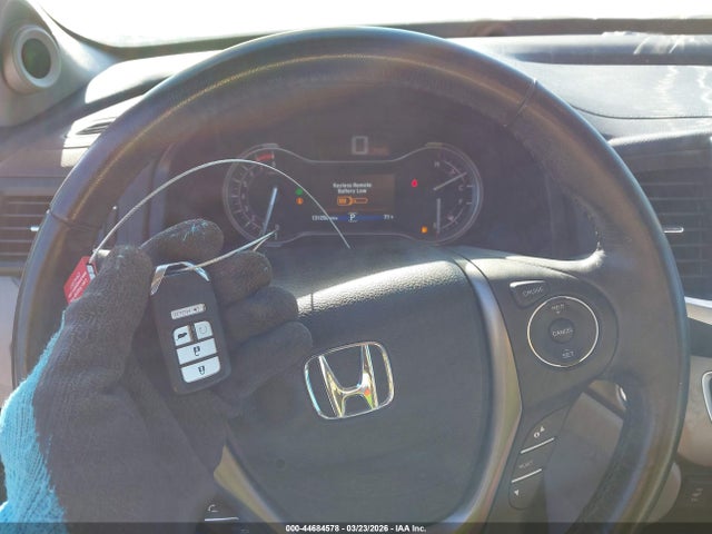 44684578 :رقم المزاد ، 5FNYF5H56JB028824 vin ، 2018 Honda Pilot Ex-l مزاد بيع