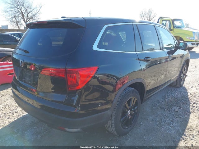 44684578 :رقم المزاد ، 5FNYF5H56JB028824 vin ، 2018 Honda Pilot Ex-l مزاد بيع