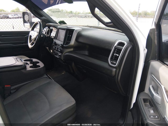 2022 Ram 2500 Big Horn  4x4 6'4 Box მანქანა იყიდება აუქციონზე, vin: 3C6UR5DL8NG247091, აუქციონის ნომერი: 44684585