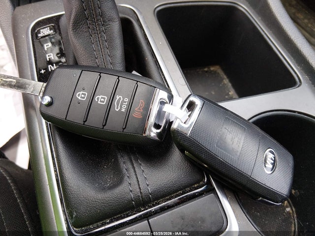 5XXGT4L32LG407078 KIA Optima Lx