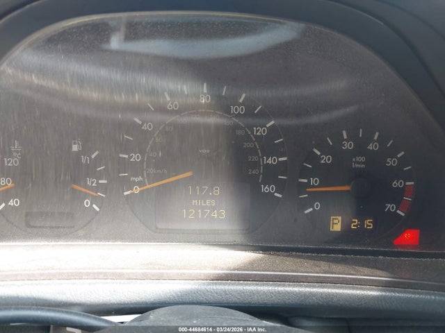 Продаж на аукціоні авто 2002 Mercedes-benz Clk 320, vin: WDBLK65G82T105367, номер лоту: 44684614