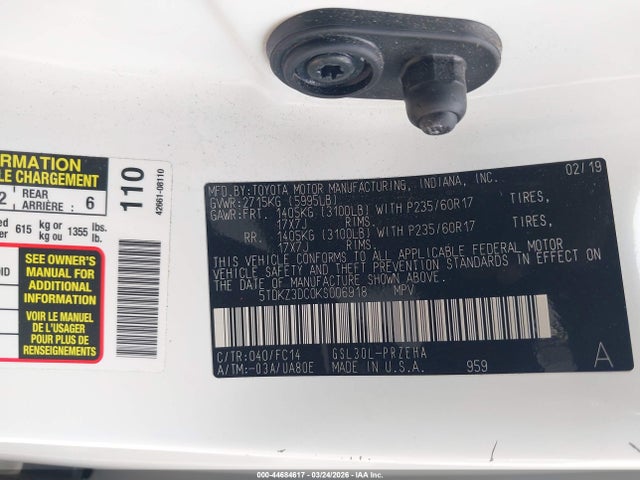 5TDKZ3DC0KS006918 Toyota Sienna Le 8 Passenger