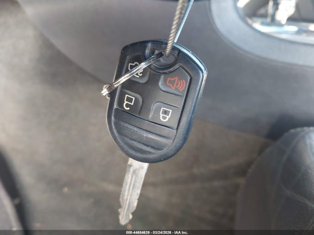 2014 Ford Mustang V6 Premium მანქანა იყიდება აუქციონზე, vin: 1ZVBP8EM8E5208388, აუქციონის ნომერი: 44684639