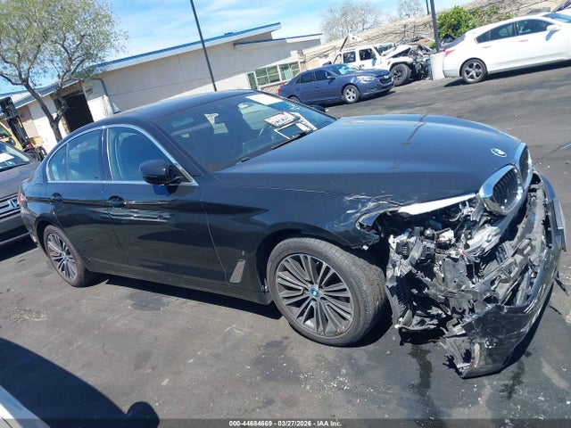 WBAJA9C56KB392788 BMW 530e Iperformance