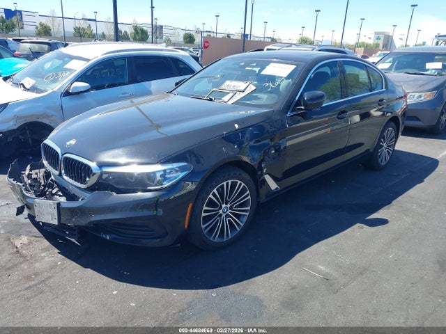 2019 BMW 530E WBAJA9C56KB392788 Photo 1
