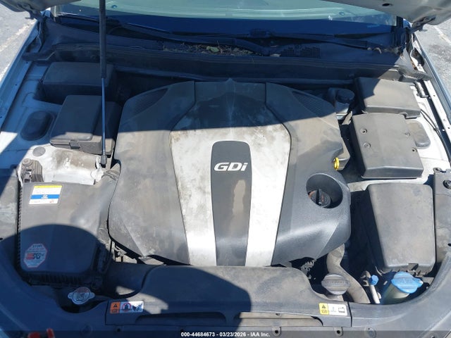 2012 Hyundai Genesis 3.8 მანქანა იყიდება აუქციონზე, vin: KMHGC4DD1CU151450, აუქციონის ნომერი: 44684673