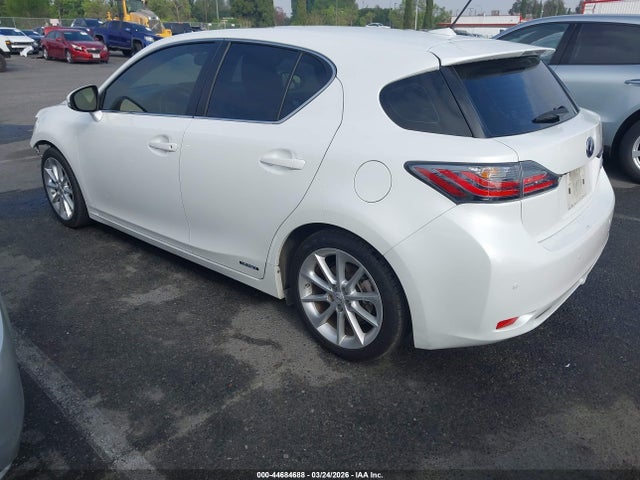 2013 LEXUS CT 200H JTHKD5BH8D2141159 Photo 2