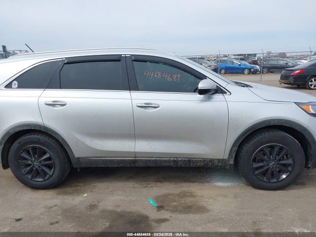 Продаж на аукціоні авто 2020 Kia Sorento 2.4l Lx, vin: 5XYPG4A37LG623687, номер лоту: 44684689