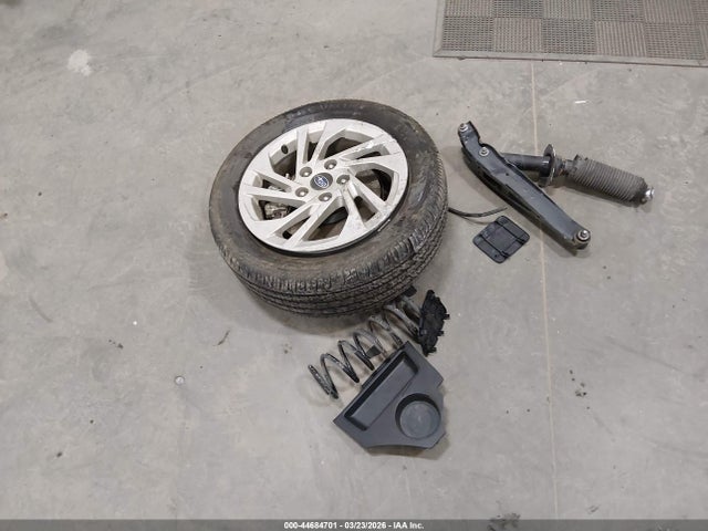 Продаж на аукціоні авто 2024 Subaru Impreza Base 5-door, vin: JF1GUABC2R8296868, номер лоту: 44684701