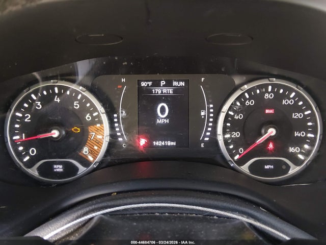 Продажа на аукционе авто 2020 Jeep Renegade Latitude Fwd, vin: ZACNJABB0LPL71016, номер лота: 44684706