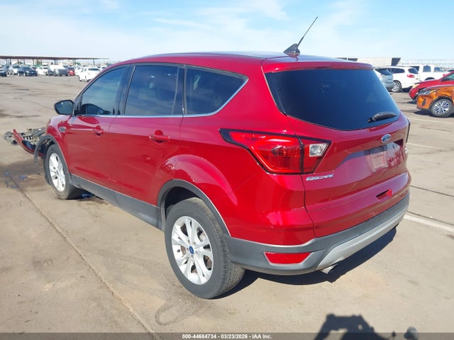 1FMCU0GD4KUA55102 Ford ESCAPE SE