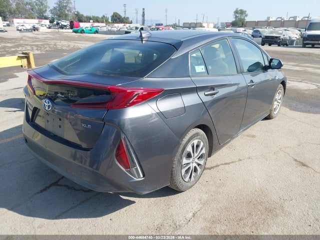 JTDKAMFP0M3194227 Toyota Prius Prime Xle