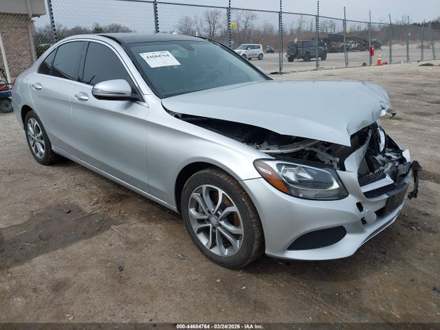 2017 MERCEDES-BENZ C 300 WDDWF4KB0HR282104