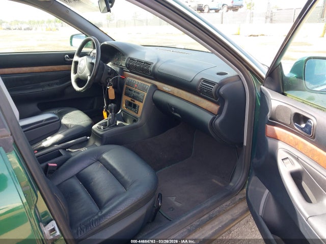 Продажа на аукционе авто 1998 Audi A4 2.8, vin: WAUED68D6WA059123, номер лота: 44684763