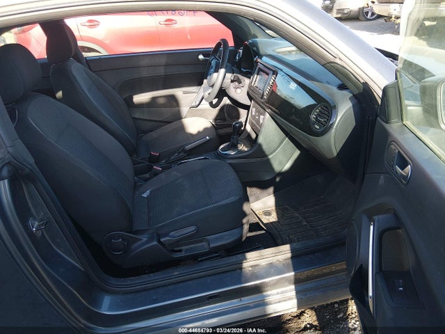 Продажа на аукционе авто 2012 Volkswagen Beetle Entry, vin: 3VWFP7AT6CM643958, номер лота: 44684793