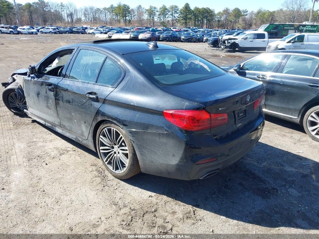 2017 Bmw 540i Xdrive მანქანა იყიდება აუქციონზე, vin: WBAJE7C35HG888720, აუქციონის ნომერი: 44684798