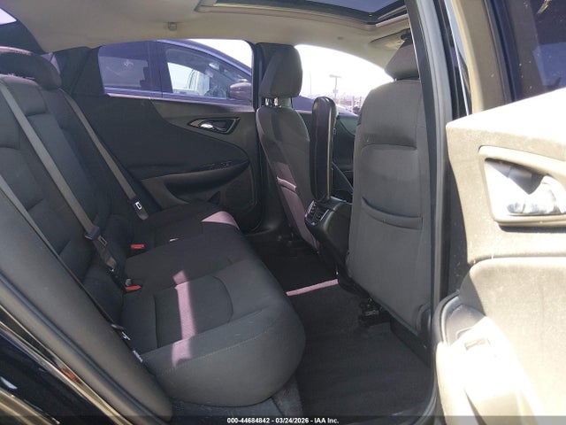1G1ZD5ST7LF031496 Chevrolet Malibu Fwd Lt