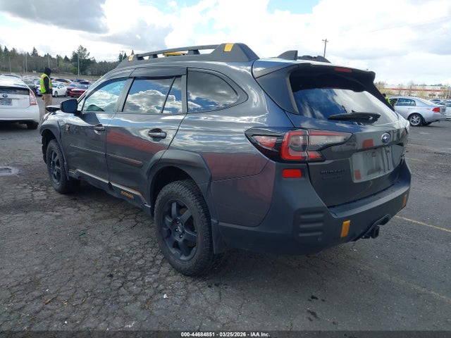 4S4BTGUD9P3102472 Subaru Outback Wilderness
