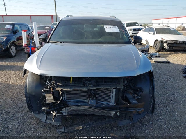 Aukcja sprzedaży 2024 Volkswagen Tiguan 2.0t Se R-line Black, vin: 3VVCB7AX3RM076349, numer aukcji: 44684863