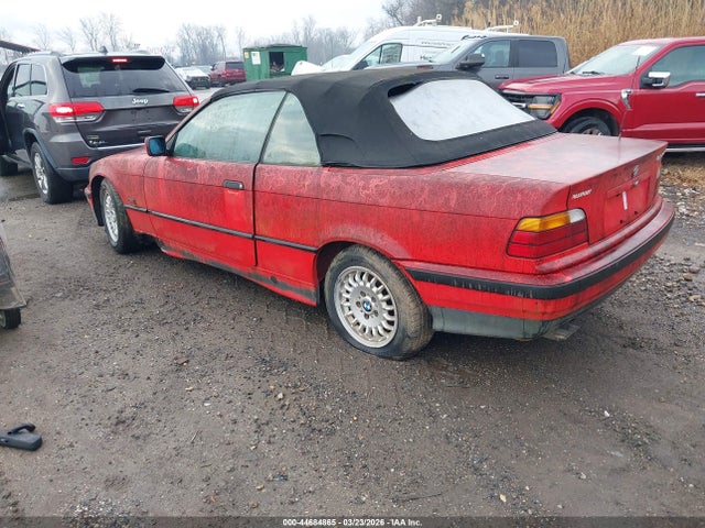 1994 BMW 325 WBABJ6324RJD35808 Photo 2
