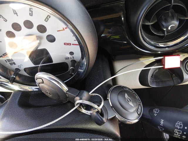 2011 MINI COOPER S CLUBMAN WMWZG3C51BTY35177 Photo 10