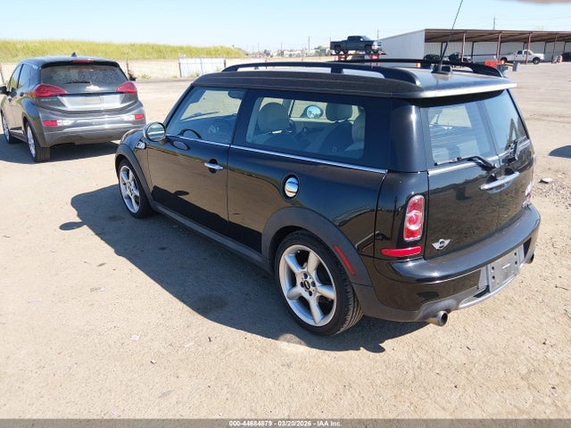 2011 MINI COOPER S CLUBMAN WMWZG3C51BTY35177 Photo 2