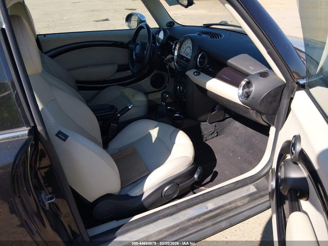 2011 MINI COOPER S CLUBMAN WMWZG3C51BTY35177 Photo 4