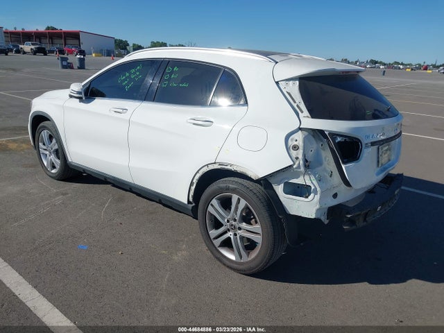 2018 MERCEDES-BENZ GLA 250 WDCTG4GB0JJ514332 Photo 2