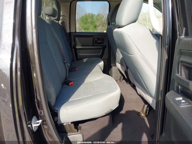 44684906 :رقم المزاد ، 1C6RR6FTXJS211933 vin ، 2018 Ram 1500 Express  4x2 6'4 Box مزاد بيع