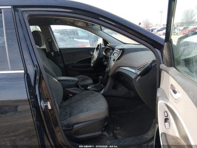 Продажа на аукционе авто 2016 Hyundai Santa Fe Sport 2.4l, vin: 5XYZT3LB8GG354219, номер лота: 44684911