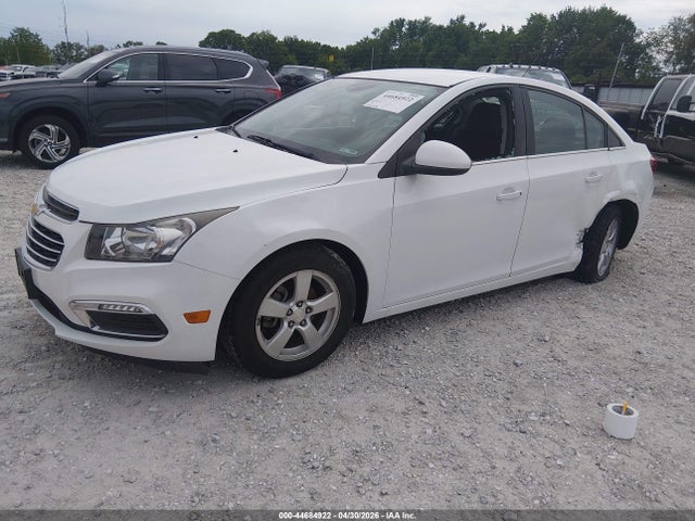 Chevrolet Cruze 1lt Auto 2015 1G1PC5SB1F7224436 Image 2
