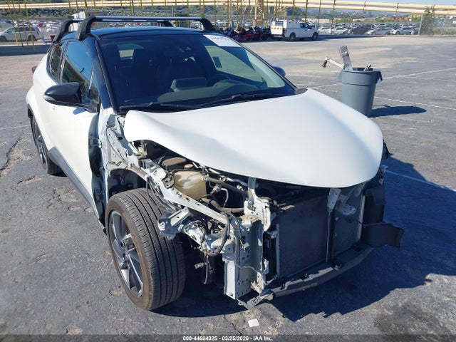 JTNKHMBXXL1063698 Toyota C-hr Limited