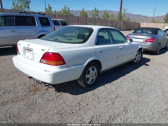 Продажа на аукционе авто 1996 Acura 2.5tl, vin: JH4UA2650TC024099, номер лота: 44684928